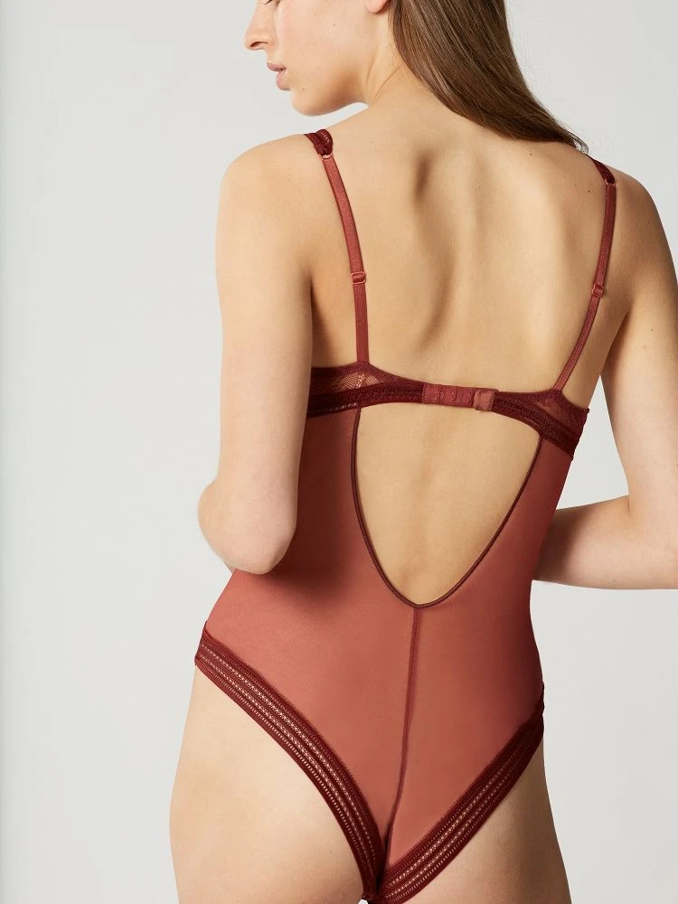 Tüllspitze String-Body MISS LEJABY Von Maison Lejaby 9 Tüllspitze String-Body MISS LEJABY Von Maison Lejaby – Bild 7