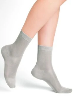 Damen Seidensocken Glatt Aus 100% Seide Von Bleuforêt -MAISON LEJABY Verkaufsgeschäft damen soeckchen seide bleuforet 6221dl5rcrvb grau 1