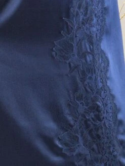 Seta Superior Stretchseide Slip FORTE Von Cotton Club -MAISON LEJABY Verkaufsgeschäft farbfeld seide spitze dunkelblau seta superior cotton club 3
