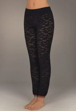 Hose KAINA 80 Aus Spitze Von Suggest -MAISON LEJABY Verkaufsgeschäft hose spitze schwarz kaina pain de sucre suggest