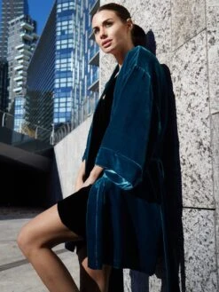 Seide-Viscose Samt Kimono DANY Von Vivis 16 Seide-Viscose Samt Kimono DANY Von Vivis -MAISON LEJABY Verkaufsgeschäft kimono kurz v00038 dany blau vivis 3 2