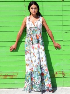 Seidenbatist Strandkleid FANTASIA BIANCO Weiß Grün Von Laetitia Beachwear 9 Seidenbatist Strandkleid FANTASIA BIANCO Weiß Grün Von Laetitia Beachwear -MAISON LEJABY Verkaufsgeschäft kleid weiss g143 laetitia 3