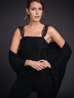 Merinowolle-Seide STOLA Schultertuch Von Artimaglia -MAISON LEJABY Verkaufsgeschäft merino wolle seide stola 28600 schwarz artimaglia 2 1 1 1