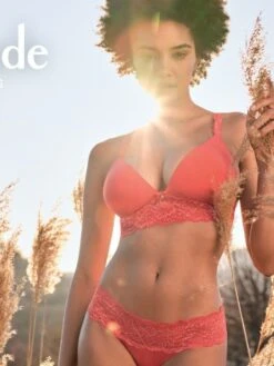 Triangel BH SWEETESSENCE IK Microfaser Mit Spitze Von Aubade 31 Triangel BH SWEETESSENCE IK Microfaser Mit Spitze Von Aubade -MAISON LEJABY Verkaufsgeschäft microfaser dessous grenadine ikc10 ik26 2 sweetessence aubade 4