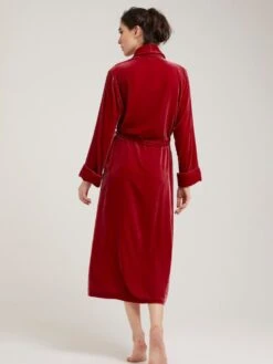 Seide-Viscose Samt Morgenmantel Lang DANIELA Von Vivis -MAISON LEJABY Verkaufsgeschäft morgenmantel seidensamt daniela v00039 berry vivs