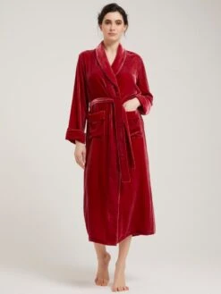 Seide-Viscose Samt Morgenmantel Lang DANIELA Von Vivis -MAISON LEJABY Verkaufsgeschäft morgenmantel seidensamt daniela v00039 berry vivs 3