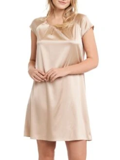 Seide Kurzarm Nachtkleid SEDUZIONE DI SETA Uni Von Gattina 27 Seide Kurzarm Nachtkleid SEDUZIONE DI SETA Uni Von Gattina -MAISON LEJABY Verkaufsgeschäft nachtkleid seide gold nude 381423 seduzione di seta gattina 2