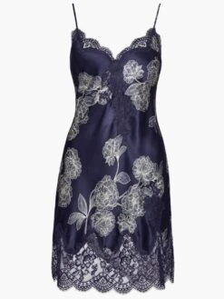 100% Seide Negligé TOI MON AMOUR Von Aubade 21 100% Seide Negligé TOI MON AMOUR Von Aubade -MAISON LEJABY Verkaufsgeschäft neglige toi mon amour qs40 nachtblau aubade