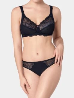 Tai Slip Mit Spitze PEONY FLORALE By Triumph -MAISON LEJABY Verkaufsgeschäft peony florale bh 10181237 schwarz triumph 5 4