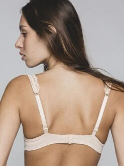 Spacer Schalen-BH GABY Von Maison Lejaby -MAISON LEJABY Verkaufsgeschäft schalen bh puder 13830 gaby maison lejaby 2 1 1