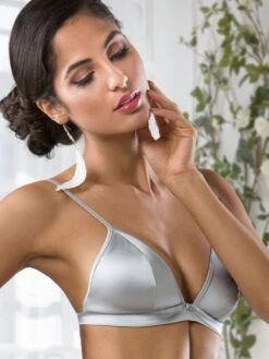 Seta Superior Stretchseide Triangel-BH REGALE Cotton Club 30 Seta Superior Stretchseide Triangel-BH REGALE Cotton Club -MAISON LEJABY Verkaufsgeschäft seide bh regale silber seta superior cotton club 1