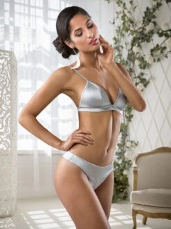 Seta Superior Stretchseide Brazilian VITALE Von Cotton Club -MAISON LEJABY Verkaufsgeschäft seide bh regale string vitale prode silber seta superior cotton club 2 1 1 1 1 1 1 1