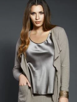 Seide Camisole Top SEDUZIONE DI SETA Elegant Von Gattina 24 Seide Camisole Top SEDUZIONE DI SETA Elegant Von Gattina -MAISON LEJABY Verkaufsgeschäft seide camisole top 381486 anthrazit seduzione di seta gattina 1 1 1 1