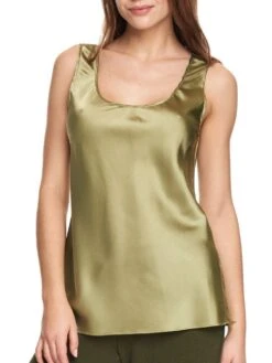 Seide Camisole Top SEDUZIONE DI SETA Einfarbig Gattina 29 Seide Camisole Top SEDUZIONE DI SETA Einfarbig Gattina -MAISON LEJABY Verkaufsgeschäft seide camisole top 381486 salbei gruen seduzione di seta gattina 1 1 1