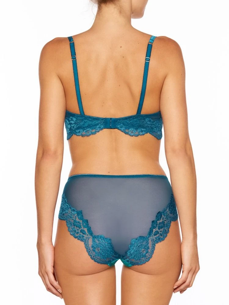 Seide Triangel BH ADRIANA Von Millesia 9 Seide Triangel BH ADRIANA Von Millesia – Bild 7