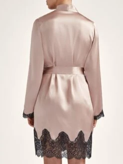 100% Seide Kimono TOI MON AMOUR Von Aubade 32 100% Seide Kimono TOI MON AMOUR Von Aubade -MAISON LEJABY Verkaufsgeschäft seide kimono qs65 sonate altrosa schwarz 3 toi moi amour aubade 2 1