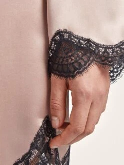 100% Seide Kimono TOI MON AMOUR Von Aubade 33 100% Seide Kimono TOI MON AMOUR Von Aubade -MAISON LEJABY Verkaufsgeschäft seide kimono qs65 sonate altrosa schwarz 5 toi moi amour aubade 2 1