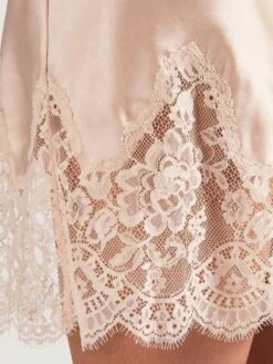 100% Seide Kimono TOI MON AMOUR Von Aubade 40 100% Seide Kimono TOI MON AMOUR Von Aubade -MAISON LEJABY Verkaufsgeschäft seide morgenmantel ms65 goldsand 5 soie d amour aubade 2