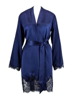 100% Seide Kimono TOI MON AMOUR Von Aubade 24 100% Seide Kimono TOI MON AMOUR Von Aubade -MAISON LEJABY Verkaufsgeschäft seide morgenmantel qs65 dunkelblau 1 toi mon amour aubade