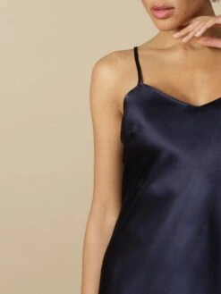 100% Seide Nachtkleid Lang SOIE ODANA Marjolaine -MAISON LEJABY Verkaufsgeschäft seide tintenblau oda odon odana soie unie marjolaine 3 1 1