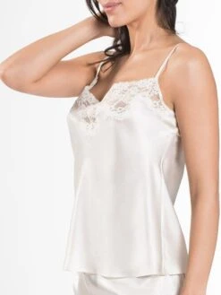 100% Seide Top CRÉPUSCULE SATINÉ Naturweiß Von Aubade -MAISON LEJABY Verkaufsgeschäft seide top crepuscule satinee vi38 nacre aubade