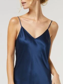 Seidentop CARLA 100% Seide Uni Von Vivis 22 Seidentop CARLA 100% Seide Uni Von Vivis -MAISON LEJABY Verkaufsgeschäft seidentop carla v0001 night blue vivis 5 1