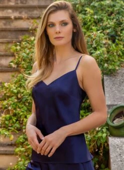 Seidentop 100% Seide ODON Uni Marjolaine - Viele Farben -MAISON LEJABY Verkaufsgeschäft seidentop dunkelblau odon 0036 marjolaine 3 1 2 1 1