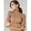 Merinowolle-Seide Mockneck Shirt Gerippt Basic Von Oscalito 1 Merinowolle-Seide Mockneck Shirt Gerippt Basic Von Oscalito -MAISON LEJABY Verkaufsgeschäft shirt langarm mockneck basic ripp camel 3429 oscalito 6 1