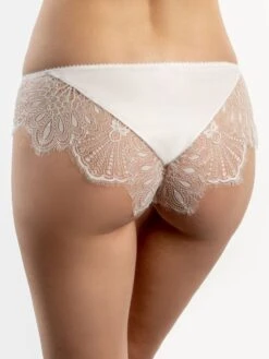 Spitze Slip Von Prelude Milano 17 Spitze Slip Von Prelude Milano -MAISON LEJABY Verkaufsgeschäft slip spitze yd271 yd271.alb 2 prelude milano