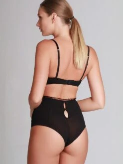 Spitze Taillenslip Schwarz Von Prelude Milano -MAISON LEJABY Verkaufsgeschäft spitze bh taillenslip ys258 yd256 schwarz prelude 2 2