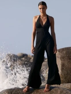 Jumpsuit RYTA 51 Schwarz Von Pain De Sucre -MAISON LEJABY Verkaufsgeschäft strandanzug schwarz ryta pain de sucre 3