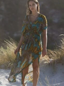 Strandkleid LYRA 31 Python Print Von Pain De Sucre -MAISON LEJABY Verkaufsgeschäft strandkleid bunt lyra python pain de sucre 2