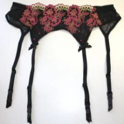 Strapsgürtel Aus Spitze NEW DIAMOND Von Millesia