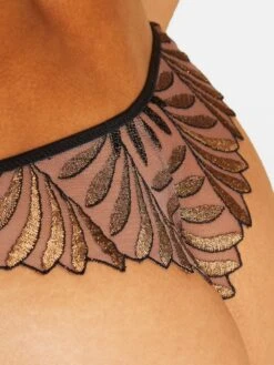 String SENSORY ILLUSION Von Aubade X Iris Van Herpen -MAISON LEJABY Verkaufsgeschäft string gold schwarz rc26 sensory illusion aubade 11