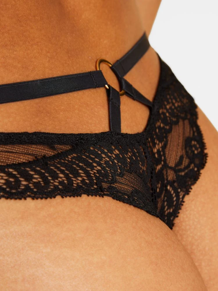 String PRECIOUS TALE Mit Leavers Spitze Von Aubade 6 String PRECIOUS TALE Mit Leavers Spitze Von Aubade – Bild 4