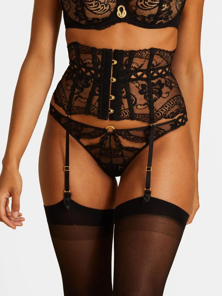 String PRECIOUS TALE Mit Leavers Spitze Von Aubade 8 String PRECIOUS TALE Mit Leavers Spitze Von Aubade – Bild 6