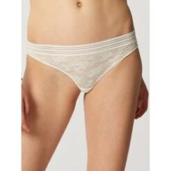 Tüllspitze String MISS LEJABY Von Maison Lejaby