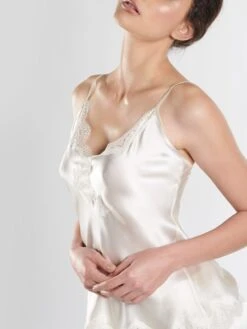 100% Seide Top SOIE D´AMOUR Von Aubade 40 100% Seide Top SOIE D´AMOUR Von Aubade -MAISON LEJABY Verkaufsgeschäft top seide perlmut ms38 soie d amour aubade 6