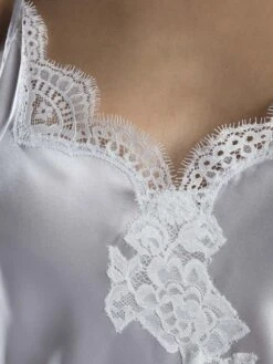 100% Seide Top SOIE D´AMOUR Von Aubade 33 100% Seide Top SOIE D´AMOUR Von Aubade -MAISON LEJABY Verkaufsgeschäft top seide silber ms38 soie d amour aubade 4