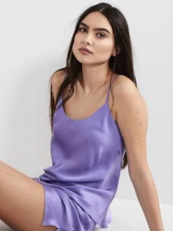 100% Seide Trägertop KLASSIK SATIN Mit Druck Oder Uni Von Eva B. Bitzer -MAISON LEJABY Verkaufsgeschäft traegertop seide very peri 27318213 klassik satin eva b bitzer 3 9 1